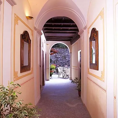 La Contrada Dei Monti Orta San Giulio