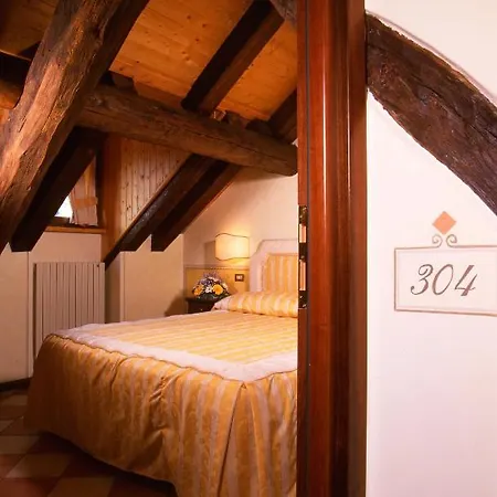 La Contrada Dei Monti 3* Orta San Giulio