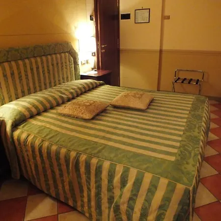 La Contrada Dei Monti 3* Orta San Giulio