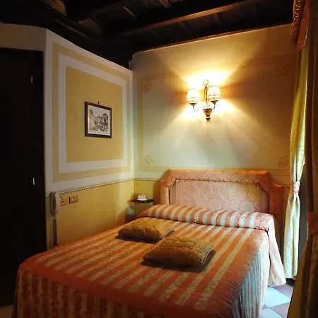 La Contrada Dei Monti 3*