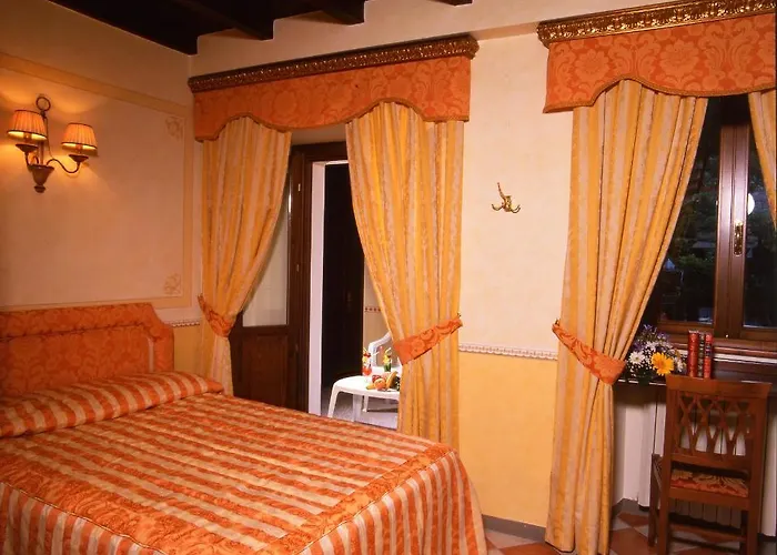 La Contrada Dei Monti 3*