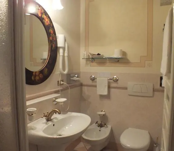 ホテル La Contrada Dei Monti